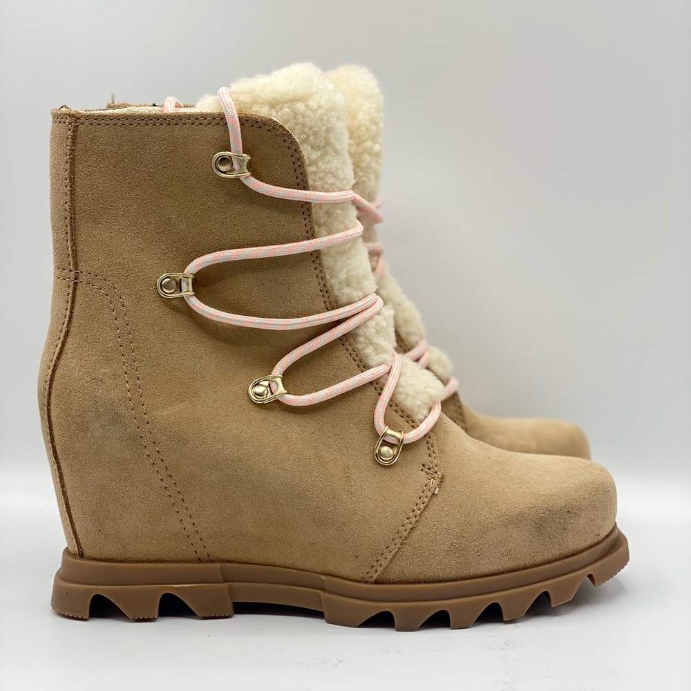 SOREL Joan Of Arctic III Cozy Wedge Snow Boot Size 6.5 NWT
